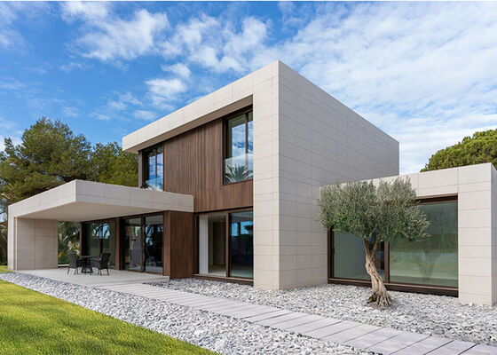 Villa pré-fabricada de luxo com 4 quartos e piscina | Casa de aço de bitola leve certificada ICC-ES